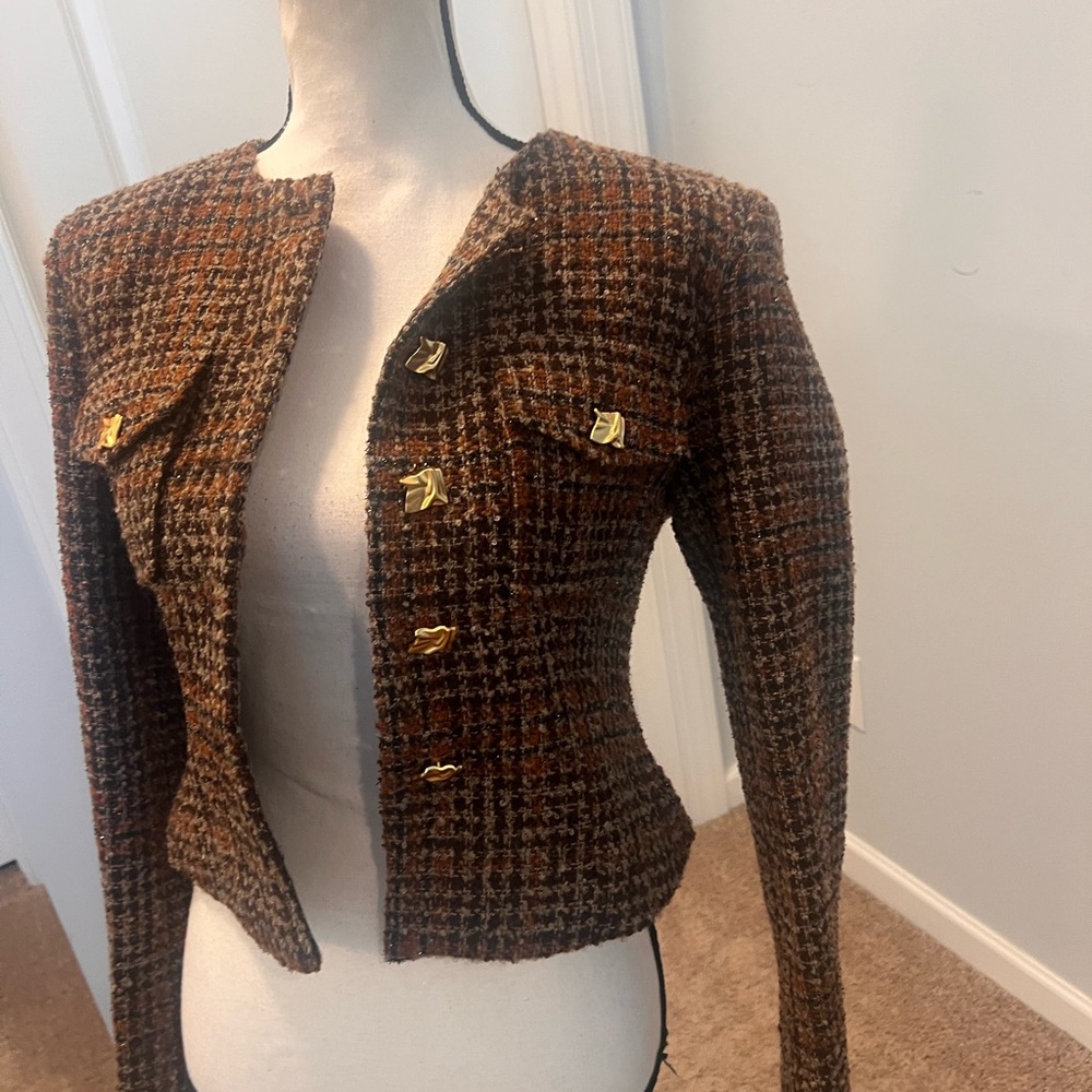 ASTR The Label Tweed Cropped Blazer Jacket ✨
Size Small
Brand New Without Tags - Picture 4 of 10